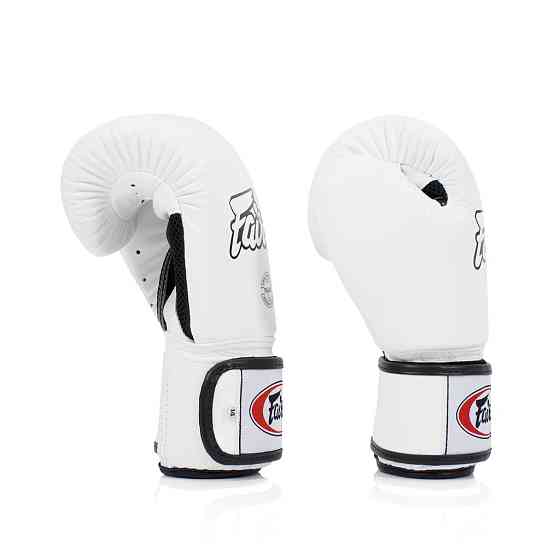Боксерські рукавиці Fairtex BGV1 White 14 унцій (бинти в комплекті) Каменское
