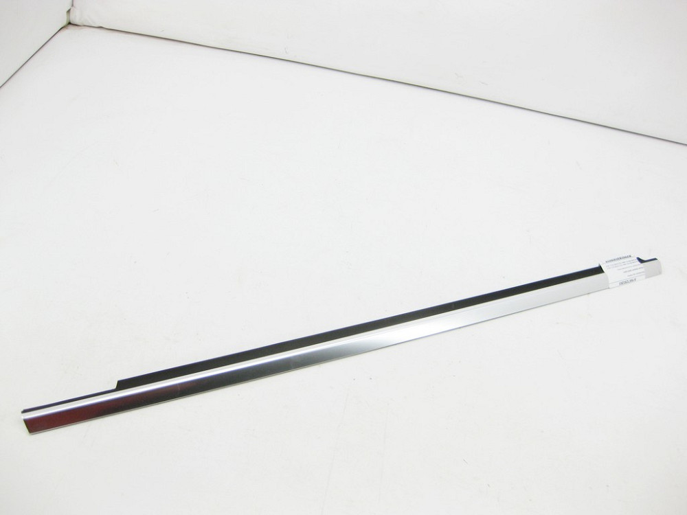 Mercedes-Benz  A1667250265 Хром молдинг під склом зовні передніх правих дверей ML/GLE W166 GL/GLS X166 Одеса - фото 5