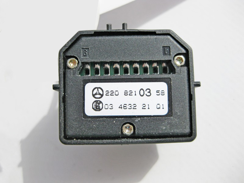 Mercedes-Benz  A2208210358 7C45 Кнопка підігріву заднього лівого сидіння S-Class W220 Одесса - изображение 3