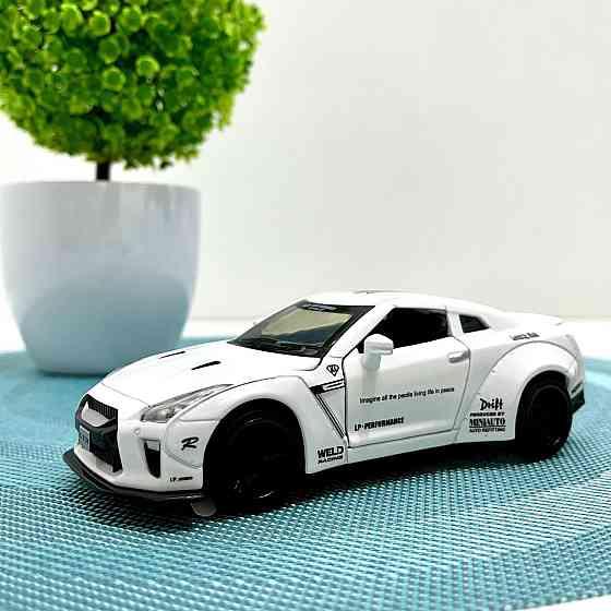 Машинка TK Union Nissan GTR Auto Expert металева, світло, звук, інерційна Біла (38071) Чернігів