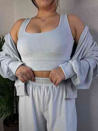 Женский стильный повседневный плюшевый костюм тройка Голубой, 46/48 Одесса