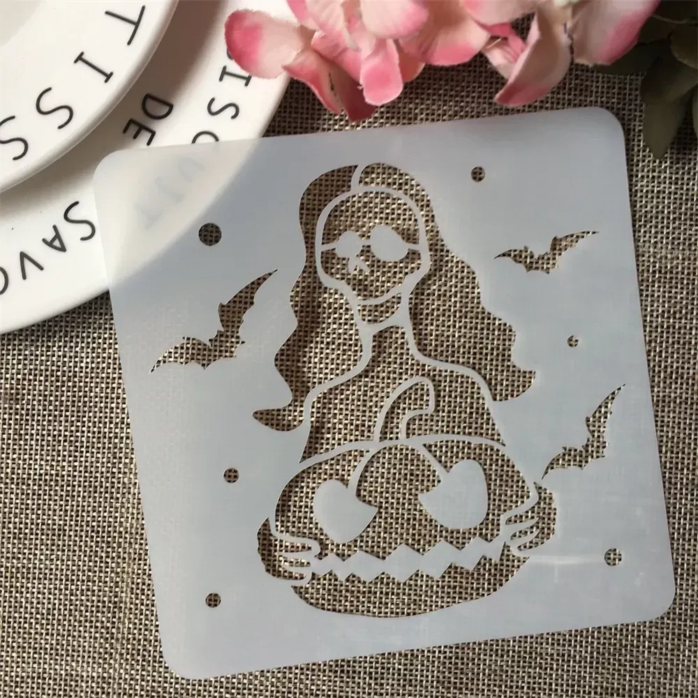 Трафарет Хелловін Привид з гарбузом пластик 13 на 13 см сірий Київ - фото 1