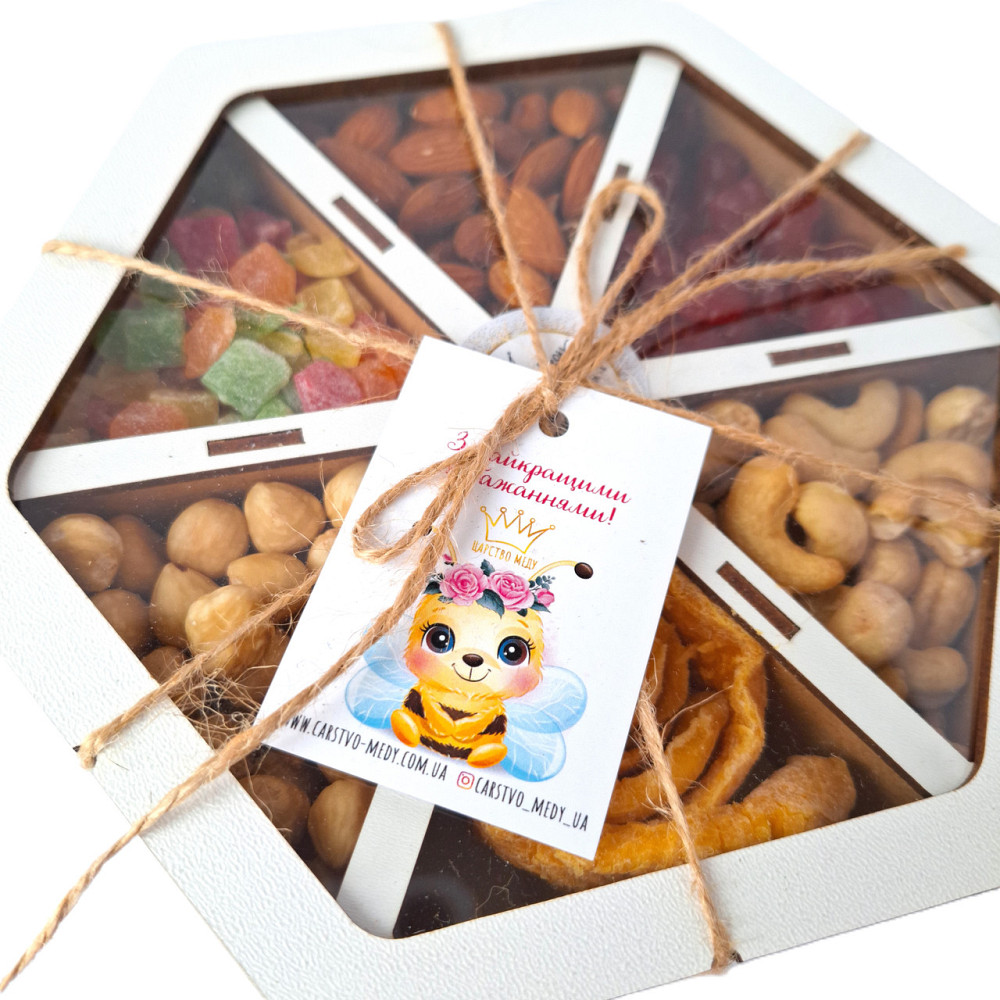 Подарунковий набір горіхів і сухофруктів у дерев'яній коробочці 450 грамів Одеса - фото 10