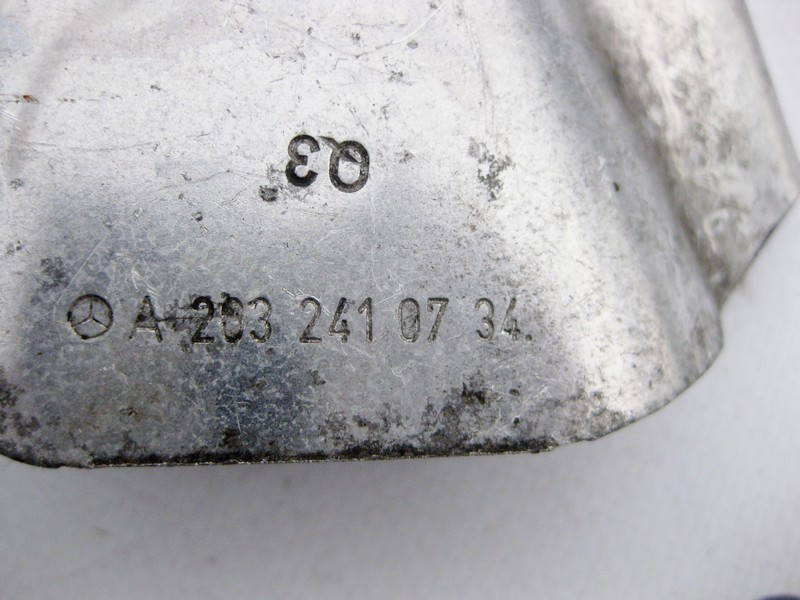 Mercedes-Benz  A2032410734 Захисний екран правої подушки двигуна OM646 R4 2.2 cdi OM647 R5 2.7 C-Class W203 CLC CL203 Sportcoupe C203 CLK C209 Одеса - фото 3