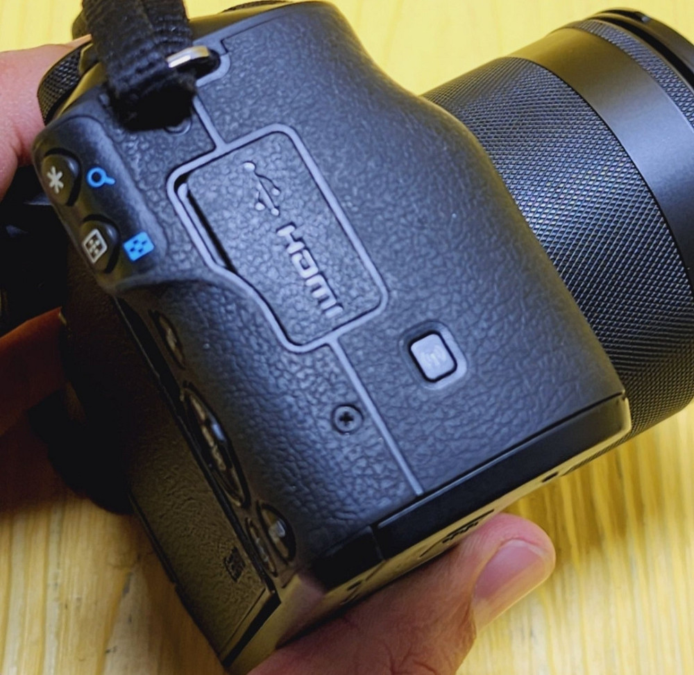 Фотоапарат: Canon EOS M50 kit Canon EF-M 11-22 mm. F/4-5.6 IS STM. Київ - фото 2