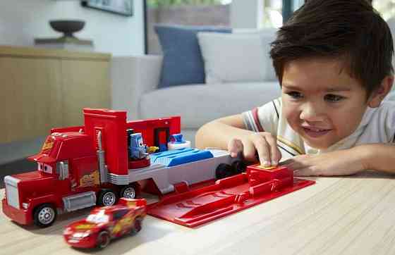 Тачки МакКвин машинка транспортер-трансформер 2 в 1 Disney Pixar HDC75 Харьков