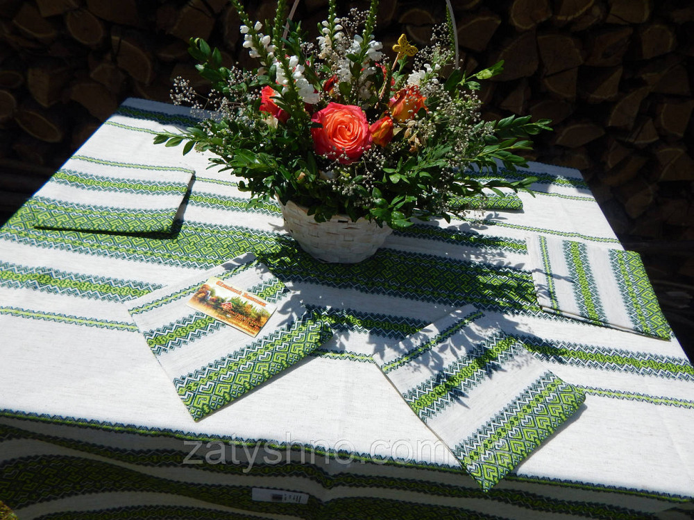 Зеленая вышитая скатерть и салфетки  на льне Киев - изображение 1