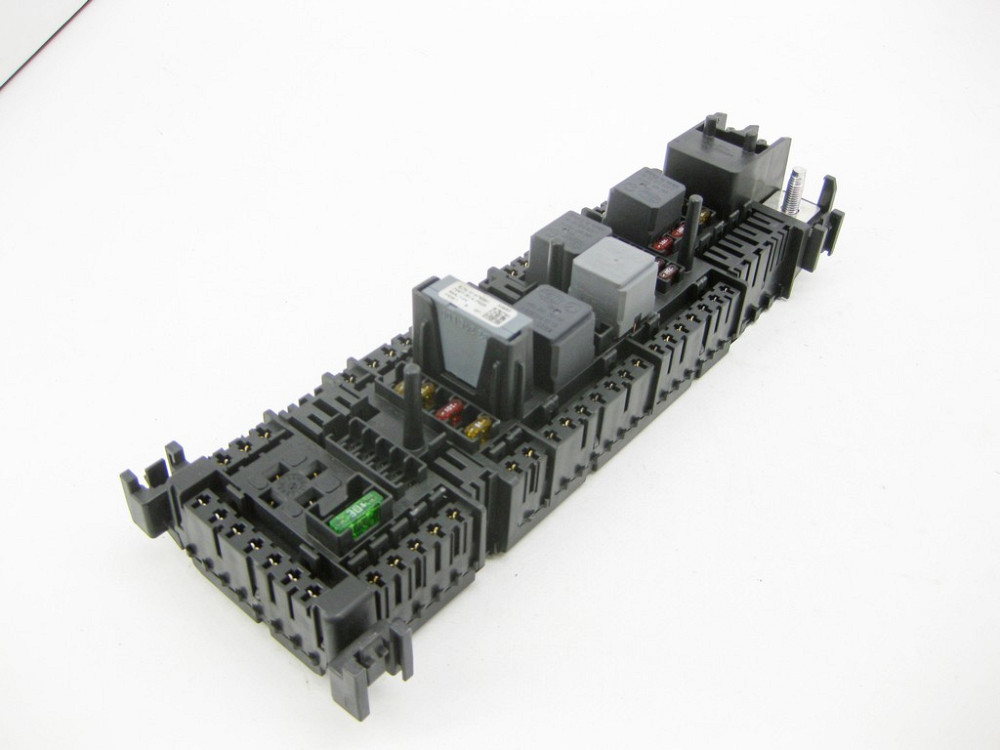 Mercedes-Benz  A2469066600 Блок реле та запобіжників у ногах переднього пасажира CLA Shooting Brake X117 CLA C117 GLA X156 B-class W242 B-class W246 Одесса - изображение 4