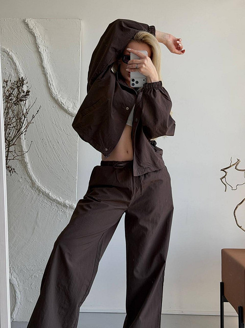 Женский стильный повседневный костюм из плащевки Шоколад Одесса - изображение 8