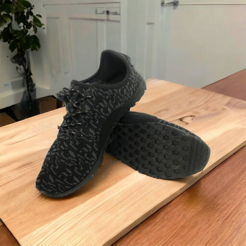 Тонкие кроссовки 40 размер, Трендовые кроссовки для мужчин Летние текстиль YG-17 Львов - изображение 1