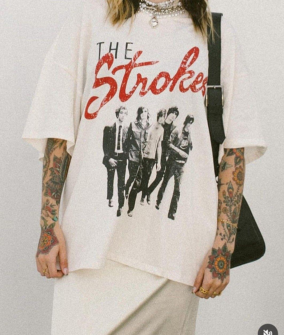 Футболка женская с принтом  42 Белая 2664081893 Днепр - изображение 1