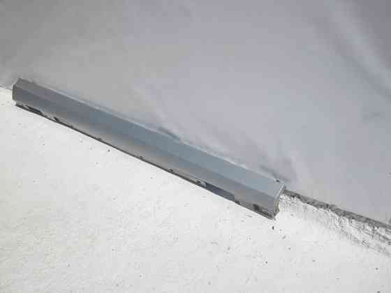 Mercedes-Benz  A2046980454 Поріг пластиковий правий C-Class W204 Одеса