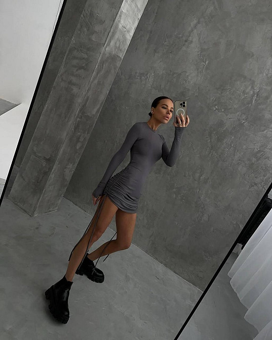 Женское облегающее мини платье с завязками из вискозы Серый, 42/44 Одесса - изображение 4