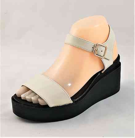 Жінки Сандалія Кожані Босоножки на Танкетці Платформа Білі Літні (розміри: 37) - 73-6 Дніпро