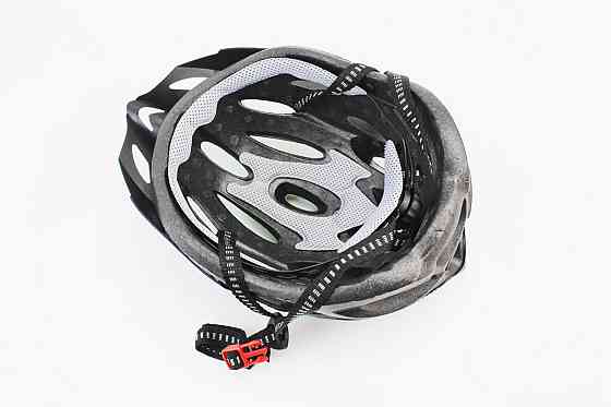 Шолом велосипедний L (54-62 см) знімний козирок, 21 вент. отворів, чорно-зелено-білий Київ