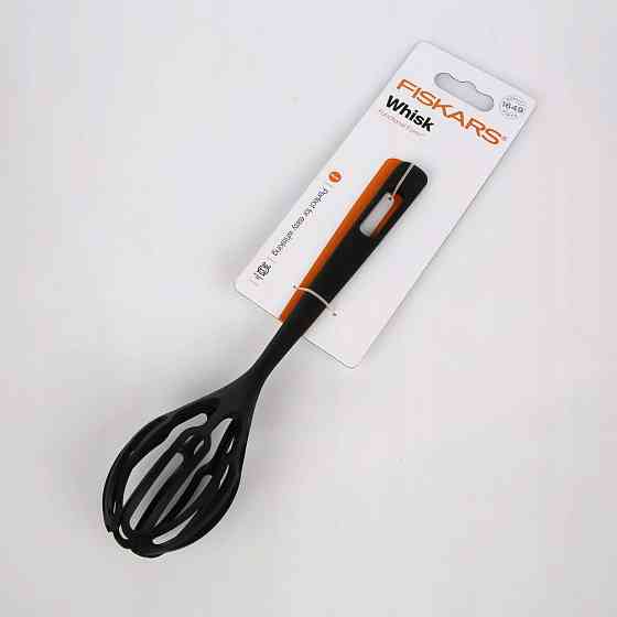 Венчик для взбивания теста Fiskars 