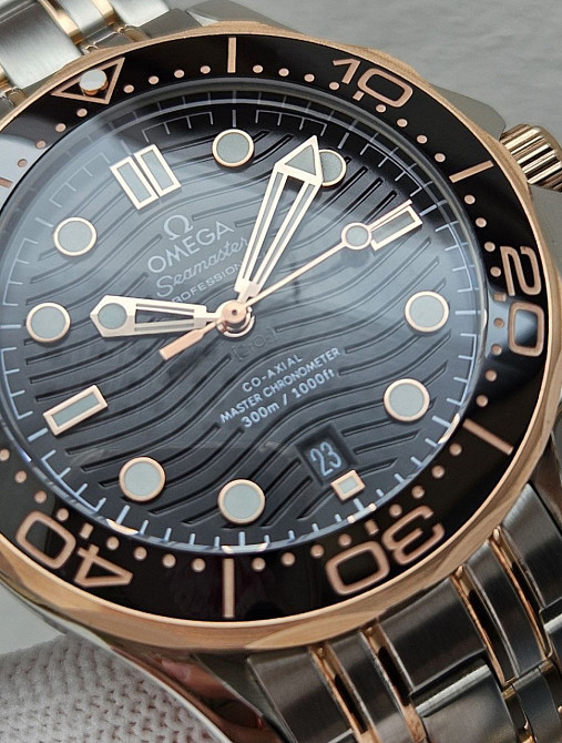 Эксклюзив! Швейцарские часы Omega Seamaster Gold-Black 300 Харьков - изображение 4