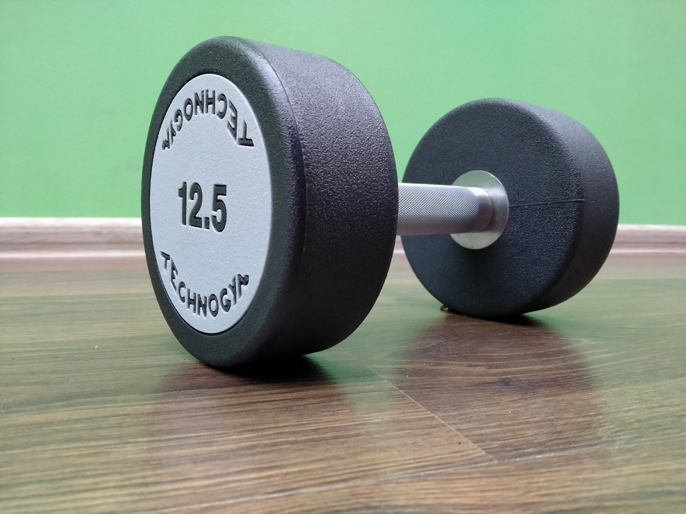 Гантель 12.5 кг цельная полиуретановая TECHNOGYM Киев - изображение 1