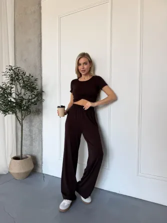 Ідеальний варіант на літо: легкий топ + вільні брюки палаццо Одеса