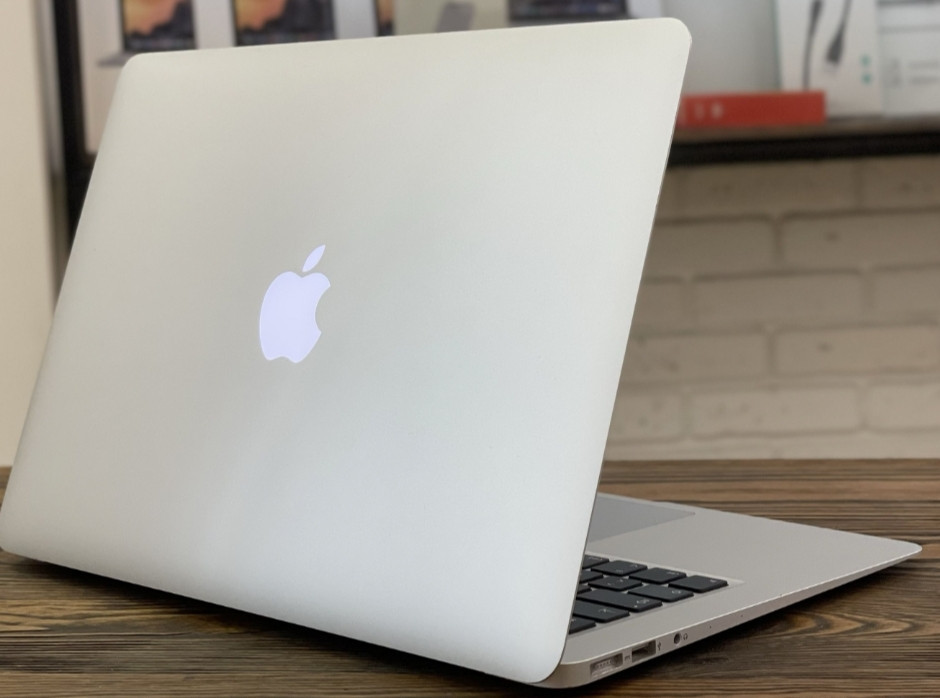 Ноутбук MacBook Air 13 (2017) i5 8/128Gb Київ - фото 1