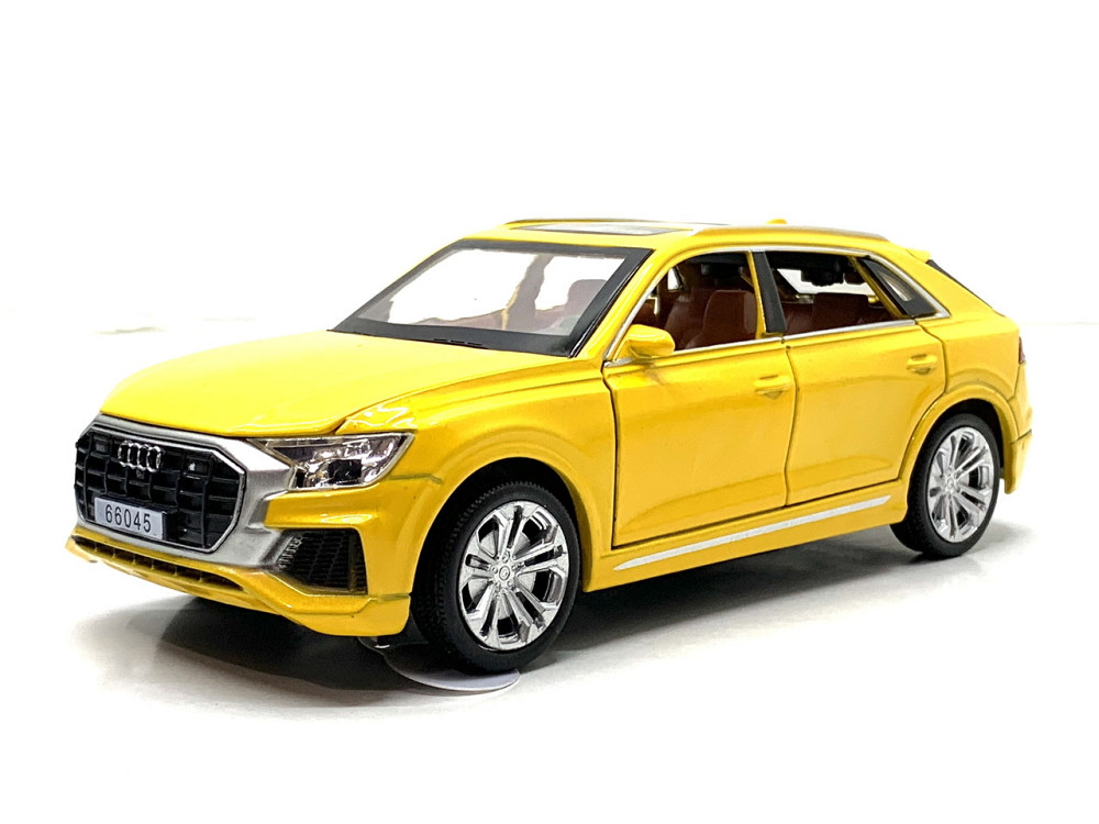 Машина Автосвіт Audi q8 інерційна відкриваються двері капот багажник 16см Жовтий (AP-1824) Чернигов - изображение 1