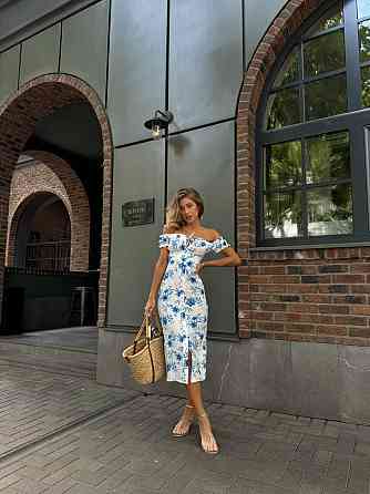 Жіноче стильне елегантне довге плаття зі штапелю Блакитний, 42/44 Одеса