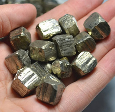 Камінь пиріт 50 гр Київ - фото 1