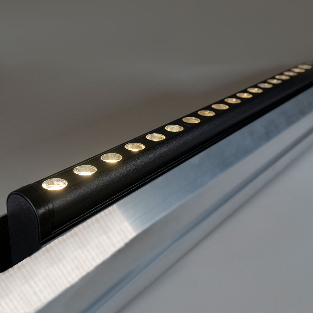 Milight Магнітний світильник лінійний поворотний grille light чорний 3000К L360mm 18Вт 2160Lm 4 Коломыя - изображение 7