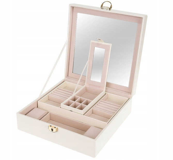Скринька - футляр для зберігання прикрас з ключем Beautylushh (8895) Beige Нововолинськ - фото 4