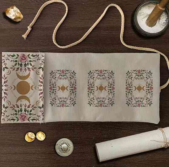 Килимок для карт таро з чохлом скатертина для ворожіння таро та оракулів тканинний мат для розкладів карт 38×17 см Київ