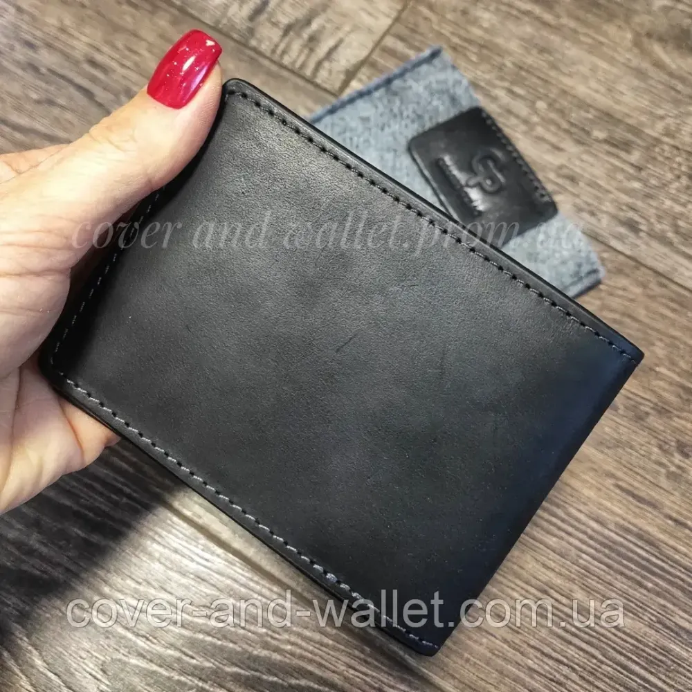 Стильний шкіряний затискач для грошей та карток ручної роботи чорного кольору Grande Pelle Київ - фото 7