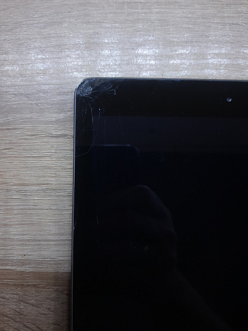 Б/У Планшет Apple Air A1474 iPad Air 16GB 9.7