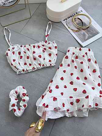 Жіноча ніжна принтована піжама: топ і шорти + резинка для волосся натуральний муслін Одеса