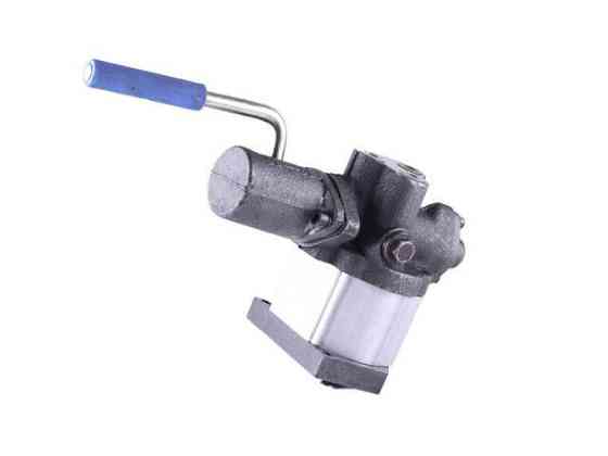 Насос гідравлічний з розподільником (плавальний режим) Мукачево