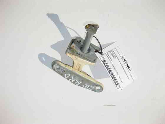 Mercedes-Benz  A2107302637 Нижня петля задніх правих дверей до рестайлінгу E-Class W210 Одеса