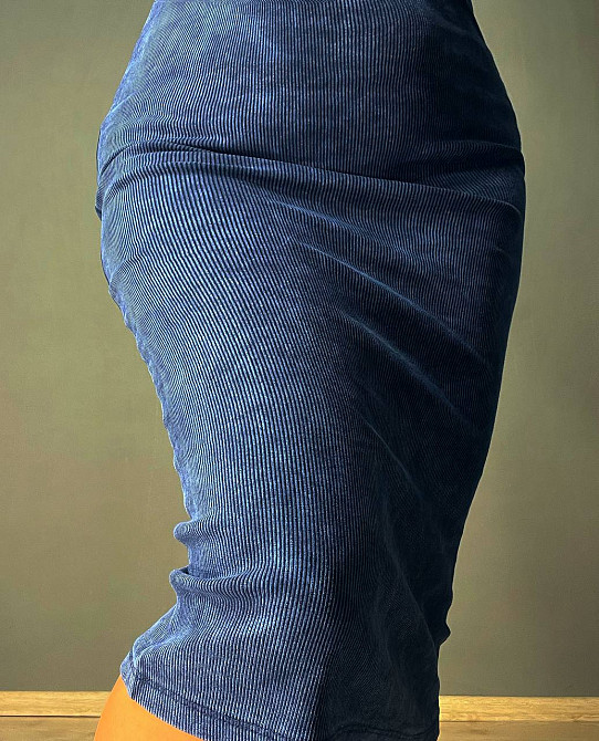 Платье женское MMC 240032 средней длины футболкой вареное тай-дай в рубчик, темно-синий, one size Киев - изображение 7