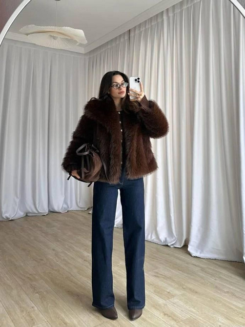 Женская стильная короткая шуба с большим воротником искусственный мех Шоколад, 46 Одесса - изображение 2