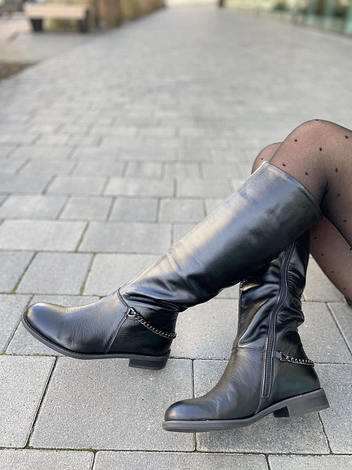 Valiente Чоботи жіночі VALIENTE чорні натуральна шкіра высота 40см обхват 38см размер 40р. (405 Коломыя - изображение 2