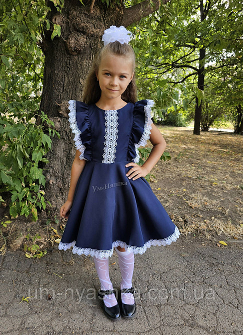 Красивое школьное платье с кружевом 116-134 Кривой Рог - изображение 3