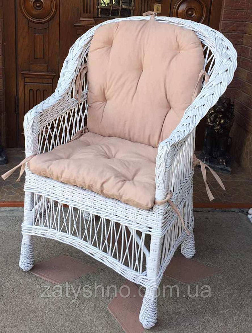 Крісло плетене з рожевою накидкою Київ - фото 4