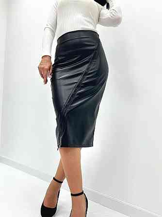 Кожаная юбка миди с разрезом 