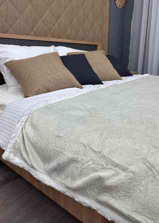 Плед двосторонній 155х200 см (+-5см) рельєфний із штучною овчиною Кремовий з білим (87-074) Київ