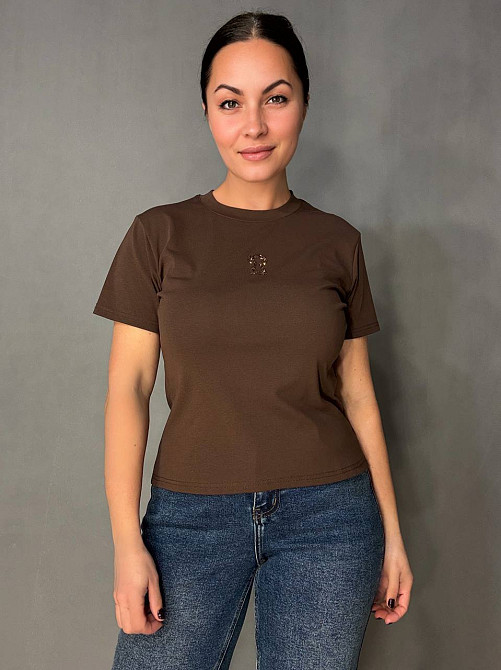 Футболка жіноча A-N 911-21 з аплікацією камінців силует замка базова one size, коричневий, one size Київ - фото 7