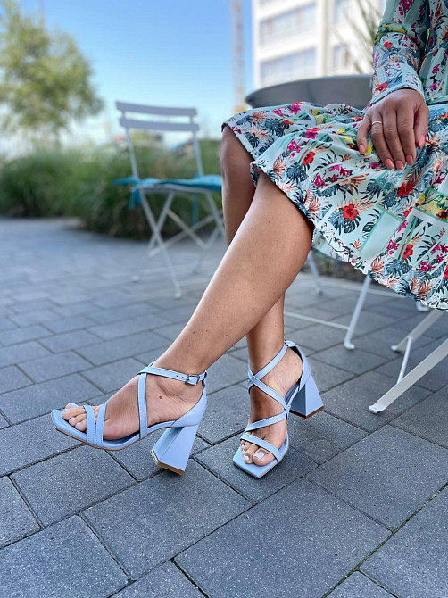 LIRIO Босоніжки жіночі шкіряні літні на підборах блакитні відкриті LIRIO L0195 з квадратним нос Коломия - фото 3