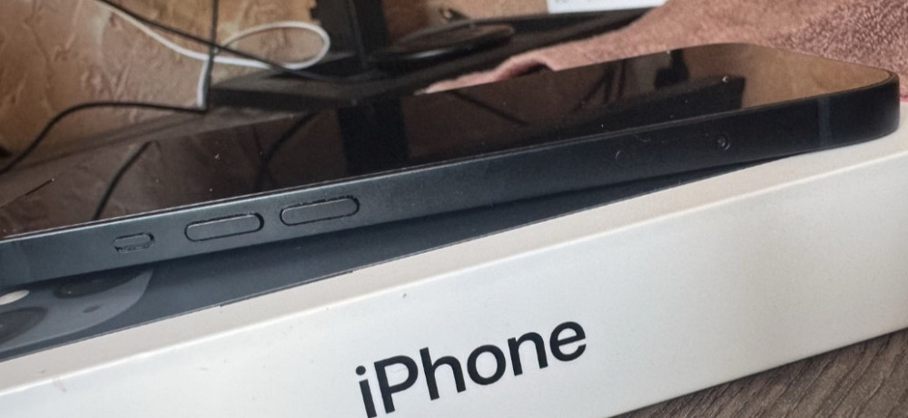 Айфон Apple iPhone 13 256Gb. Киев - изображение 1