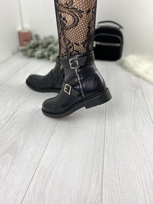 Без бренда Жіночі черевики D and V чорні натуральна шкіра з хутром висота 12см каблук 3см підош Коломыя - изображение 4