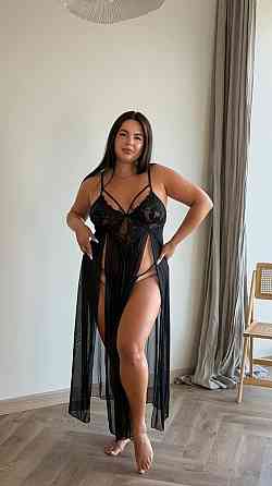 Эротический пеньюар больших размеров plus size с кружевом длинный с разрезом полупрозрачный на бретелях с трусиками черный 2XL Одесса