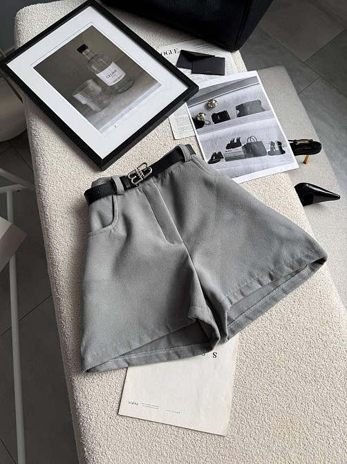 Женские базовые повседневные шорты турецкий кашемир Серый, 42 Одесса - изображение 4