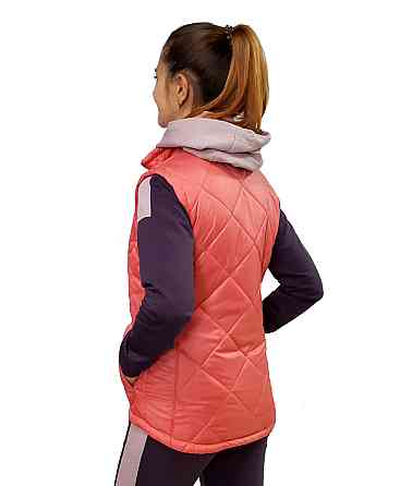 Женский демисезонный жилет Киев