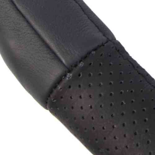 Чохол на кермо B 317 M чорний з перфорацією з шкіри Харків